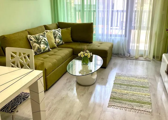 Lines Apartament Primorsko