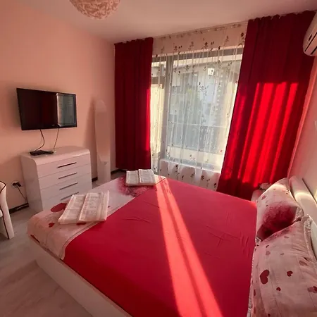 Διαμέρισμα Lines *