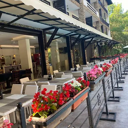 Lines Διαμέρισμα