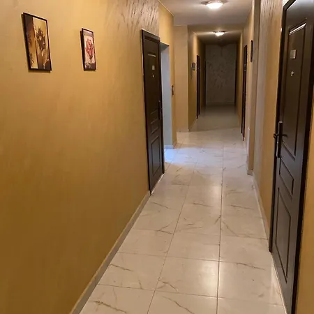 Апартамент Lines