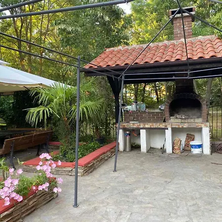 Διαμέρισμα Lines